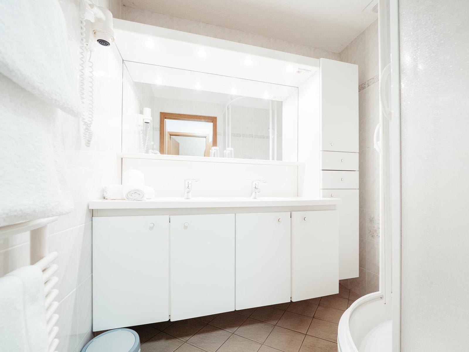 Appartement Am Hohenbusch Burg Reuland Ngoại thất bức ảnh